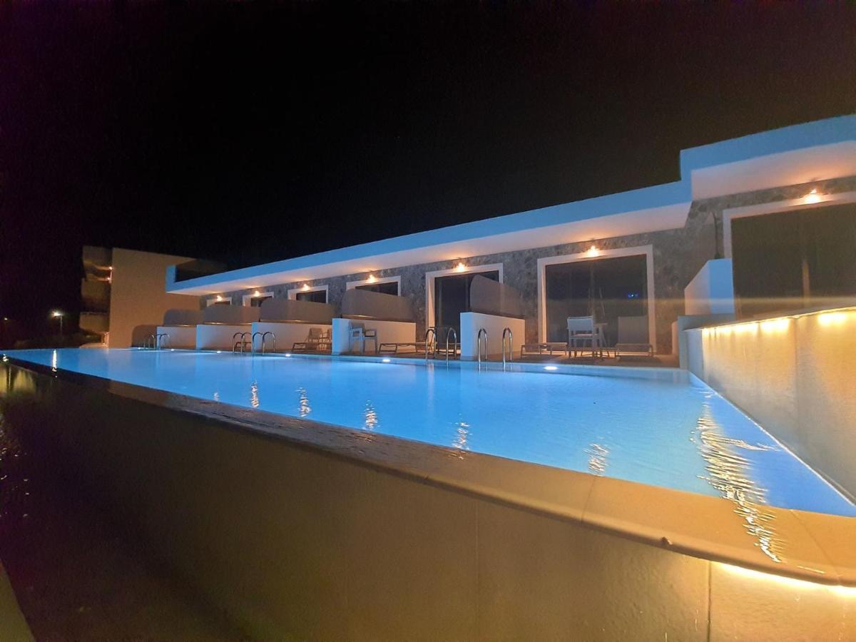 Zoes Hotel & Suites Faliraki Exterior photo