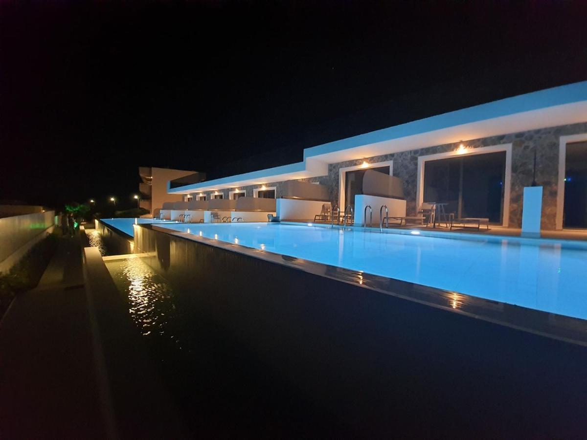 Zoes Hotel & Suites Faliraki Exterior photo