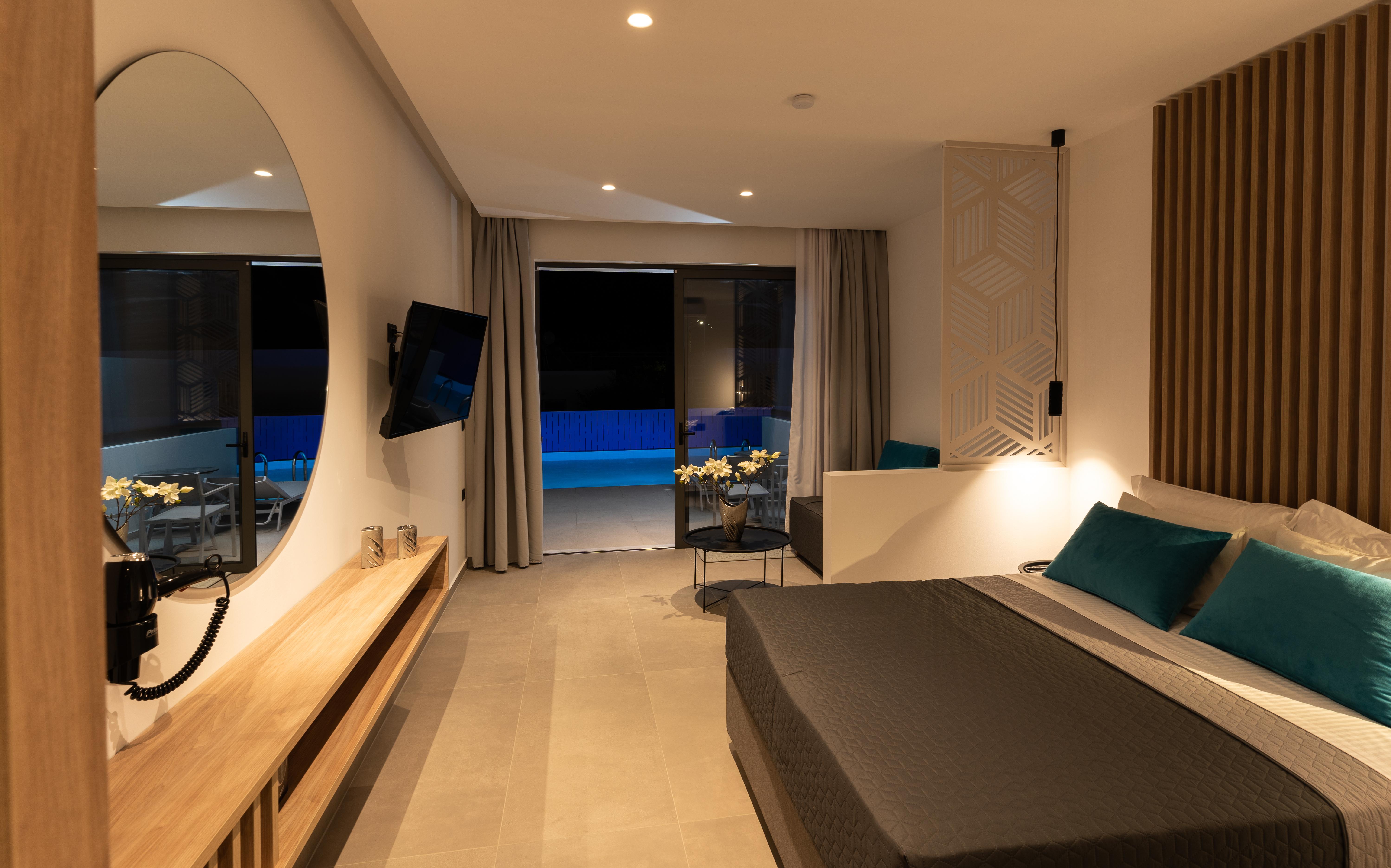 Zoes Hotel & Suites Faliraki Exterior photo