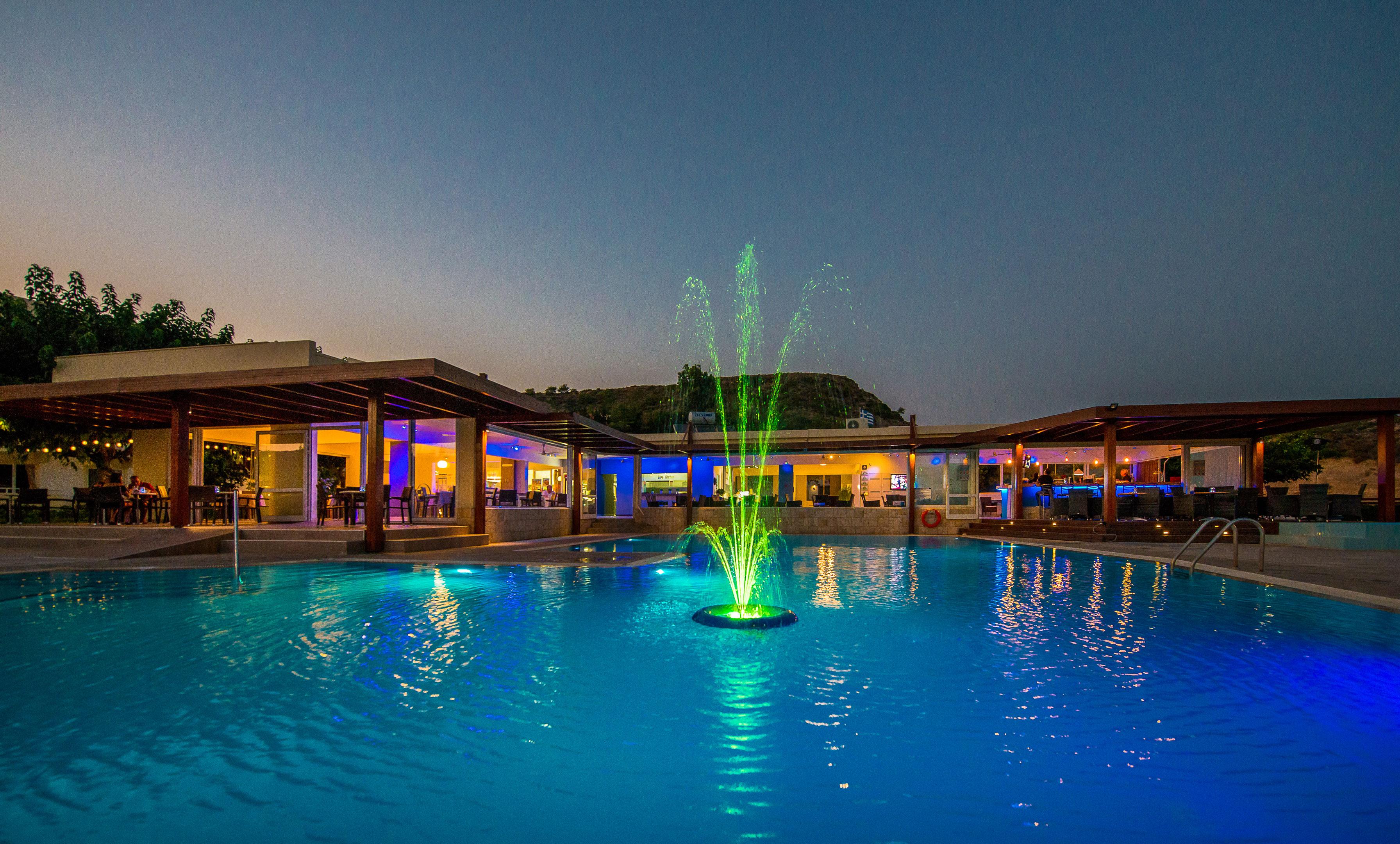 Zoes Hotel & Suites Faliraki Exterior photo