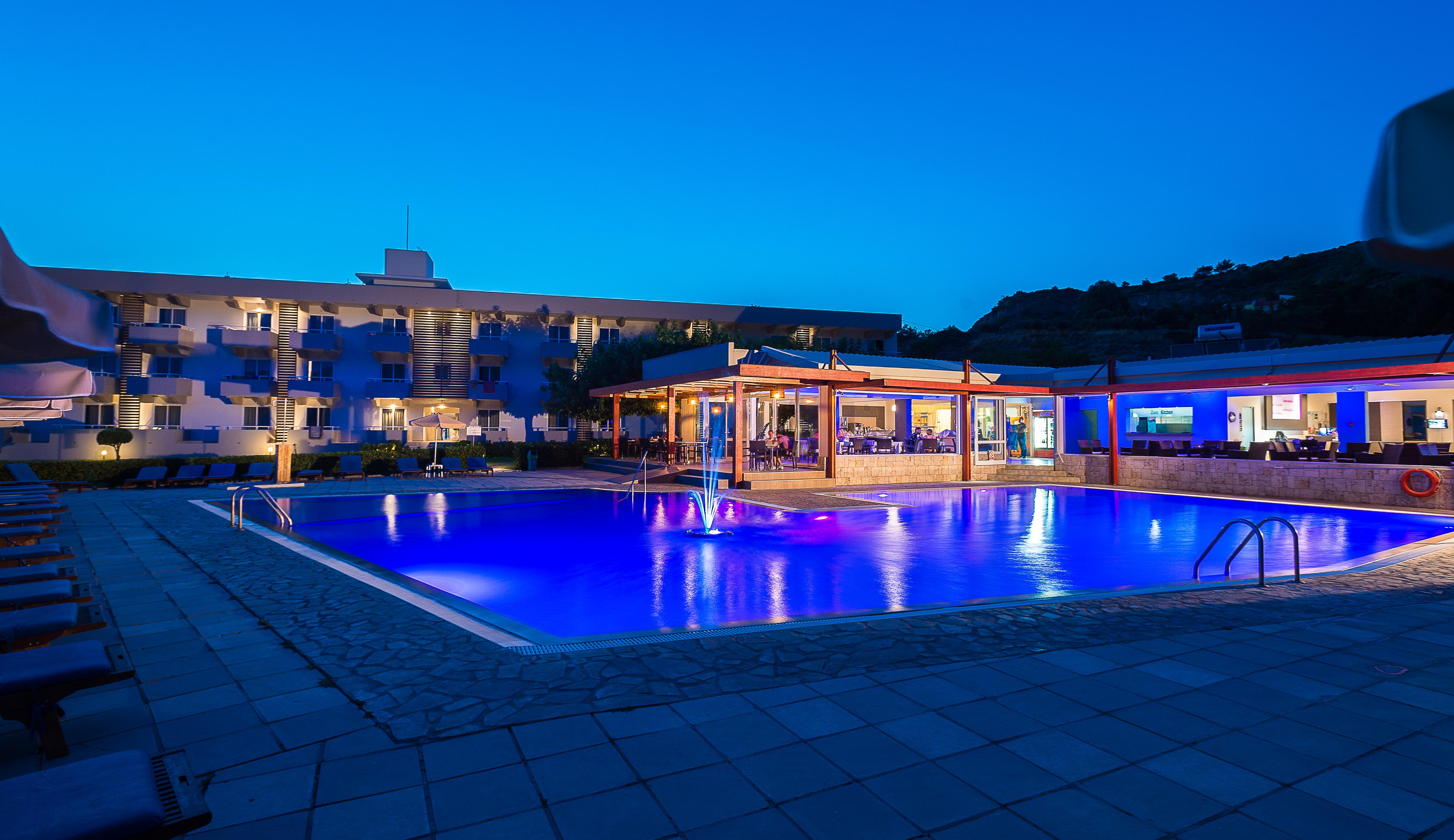 Zoes Hotel & Suites Faliraki Exterior photo
