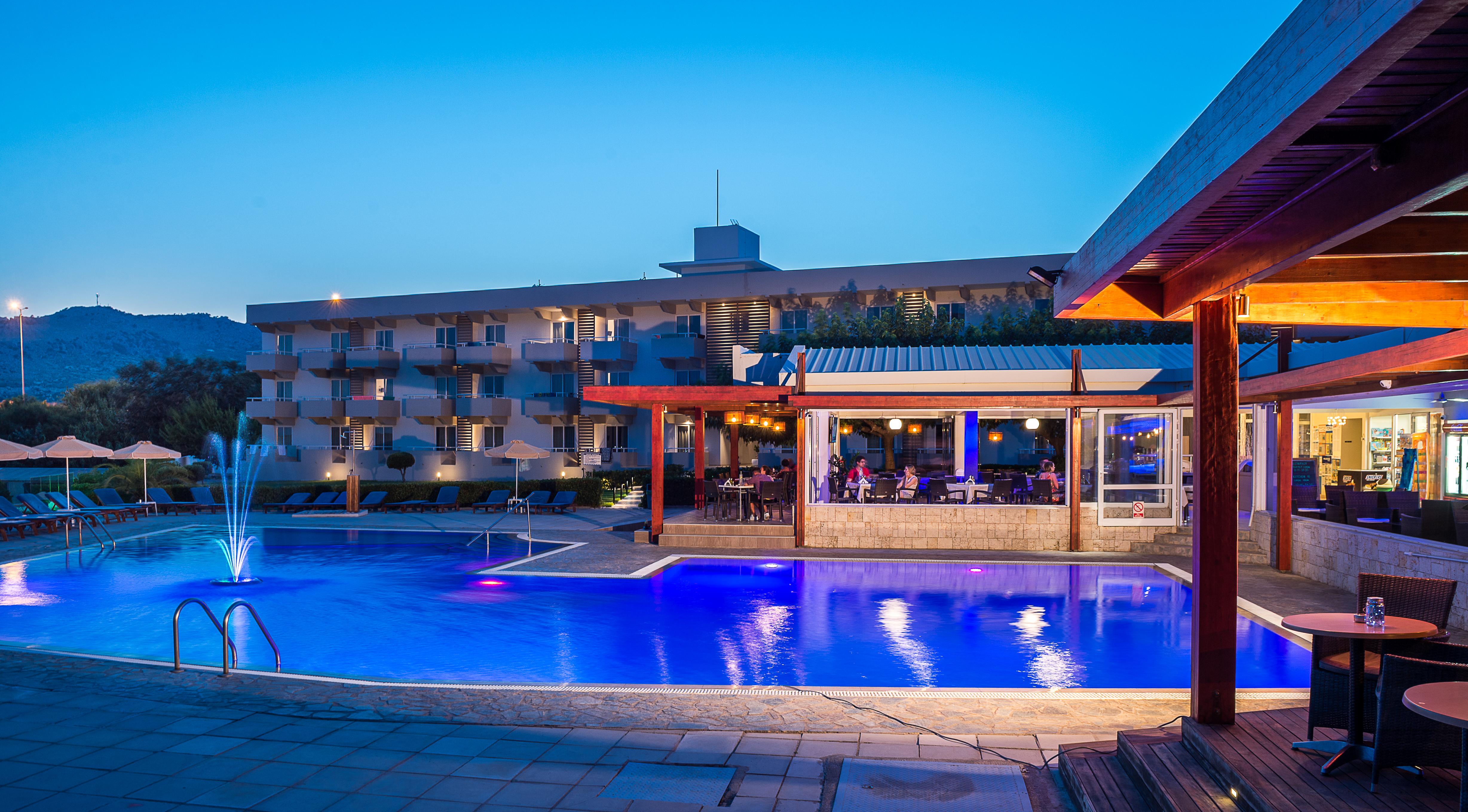 Zoes Hotel & Suites Faliraki Exterior photo
